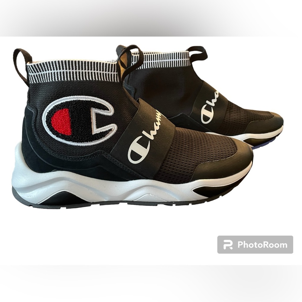 Mens size 9 Champion XG Pro athlete black shoes